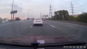 Водители БМВ Х6 и Лексуса блокируют автора