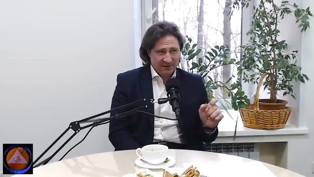 Разговор за кадром. Не для всех ушей. (Д. Иванов) смотреть онлайн