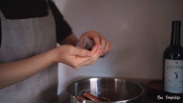 겨울음식, 감자스프, 뱅쇼, 소고기배추찜, 팝콘, 미니멀살림 смотреть онлайн