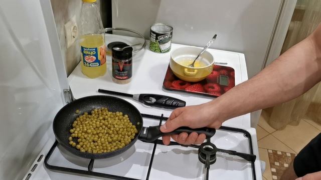 Омлет с зеленым горошком.На вечер. смотреть онлайн