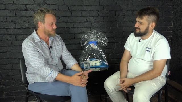 Александр Печенкин - директор и совладелец мехового салона " Минус 30" в проекте ИЗвестные люди.