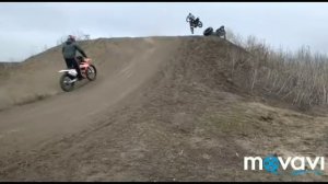 Скраб на мотоцикле от Льва