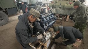 Специалисты-ремонтники ЦВО в зоне СВО сократили сроки возвращения в строй поврежденной в бою техники