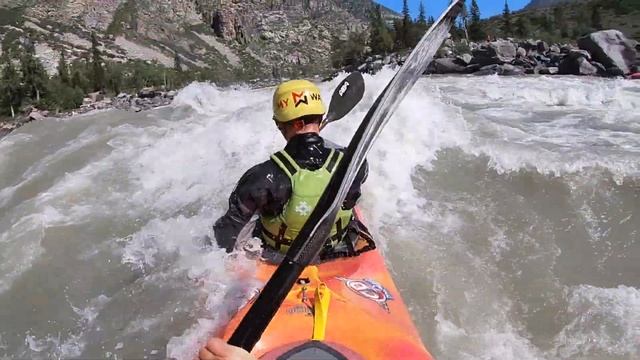 Каякинг на Алтае / Kayaking in Altai mountains смотреть онлайн