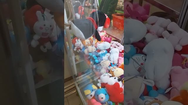 ВЫТАЩИЛИ классную игрушку! Автомат хватайка! Мастер класс если игрушка застряла в автомате Хватайка