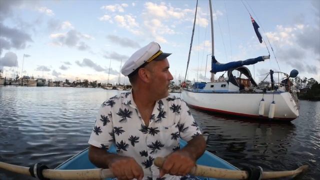 My classic wooden yacht - tiny home on the water. смотреть онлайн