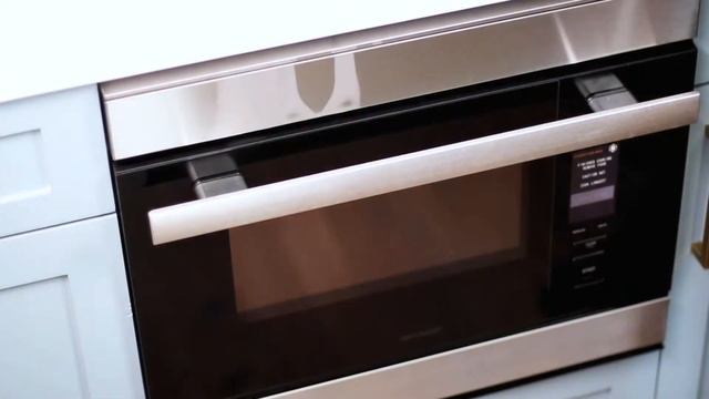 Features of the Sharp SuperSteam+ Wall Oven (SSC2489DS) смотреть онлайн