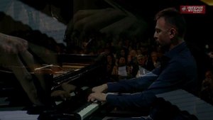 BRAHMS. Passacaglia from Symphony No.4. VARTANIAN piano