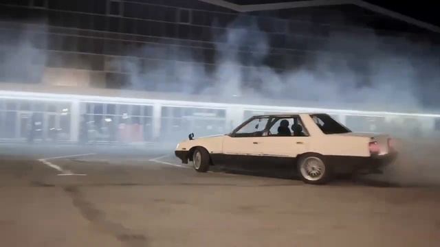 Ночные нелегальные гонки | Владикавказ | Дрифт на Skyline и CL 5.5