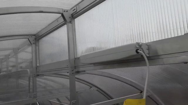 Электропривод для открывания форточки в теплице. смотреть онлайн