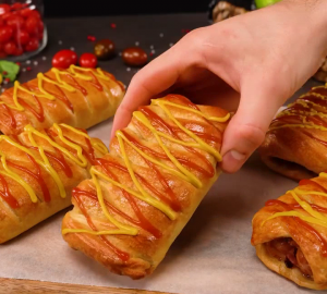 Этот рецепт колбасок в слоеном тесте ищут все