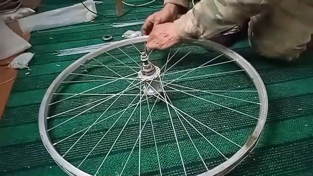 Велосипедни орка гилдирагини териш/Хитой гупчакни урнатиш/Вело ремонт/Диска териш смотреть онлайн
