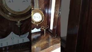 Часы настенные Густав Беккер