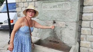 591.КРЫМ! Алупка! Старый город и Лебеди в воронцовском парке! Мои картины!