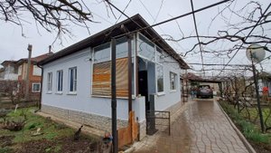 Уютны, просторный дом в пгт. Ахтырский