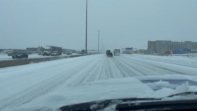 Снегопад в Торонто: Канада выпала из жизни: Снегу НЕТ конца смотреть онлайн