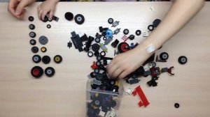 Большая куча колесиков Лего.  Наша коллекция колес Lego