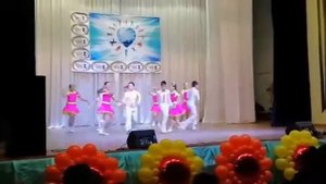 Танец "Ой, как ты мне нравишься!" 4 класс