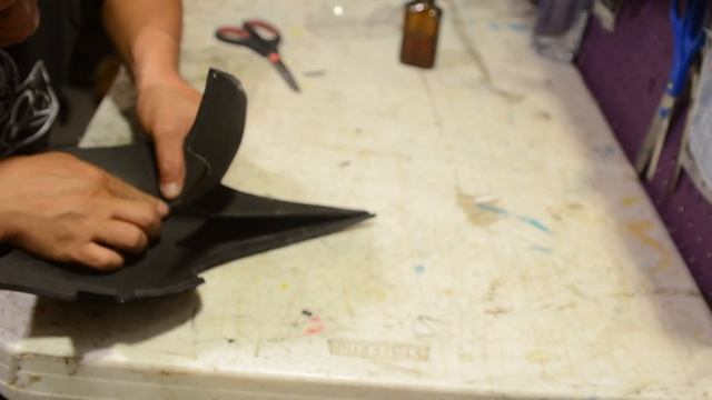 How To DiY Batman Mask, Helmet, Cowl Arkham Knight смотреть онлайн