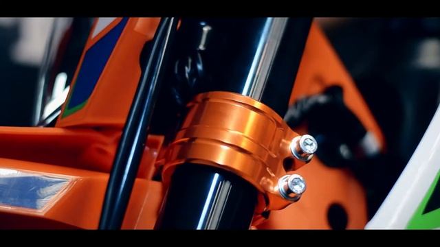 Спортивный эндуро мотоцикл AVANTIS A5 LUX смотреть онлайн