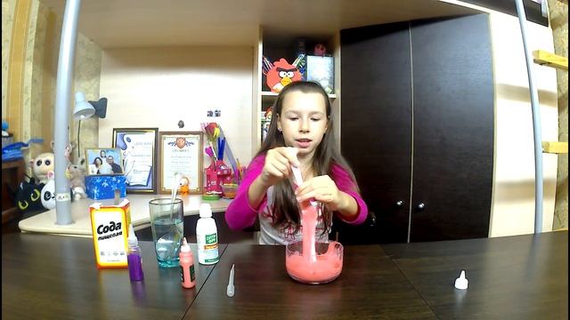 СЛАЙМ ЛИЗУН из клея карандаша с жидкостью для линз БЕЗ СОДЫ с перламутровым гелем и блестками! смотреть онлайн