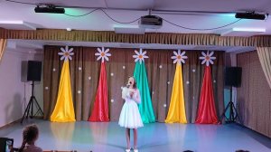 Просьба ангелу (А.Петряшева), поет Вишневская Вероника