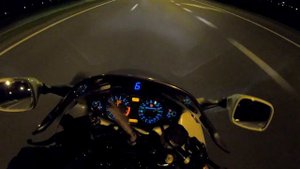 Ночной прохват на Suzuki gsx 1300 r hayabusa