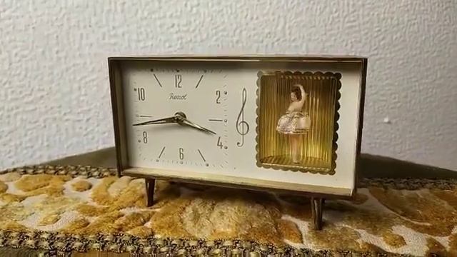 Музыкальные часы смотреть онлайн