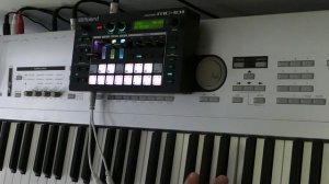 Roland MC-101: Quick tour, then lots of synth sounds!