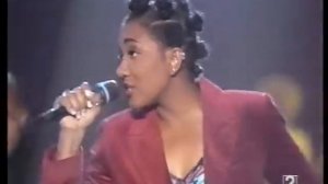 Diana King - L L Lies (Live in Música Si)