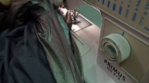 Как укоротить куртку с утеплителем??✂️