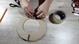 Рождественский венок из мишуры своими руками за 30 минут.