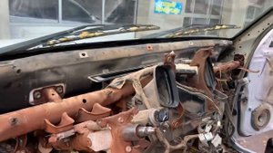 Toyota Land Cruiser 105 HZJ engine sound