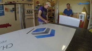 Композитная вывеска из составных частей. Изготовление и монтаж
