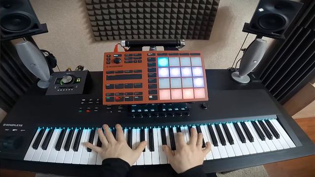 Live Performance @James Blake - Limit To Your Love (Native Instruments Maschine Mikro Mk3) смотреть онлайн