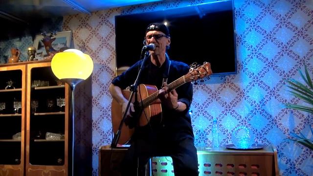 Человек-Трава - Вечность (про Волшебника) (музыка - В. Захаров, стихи - Ю. Шелест)