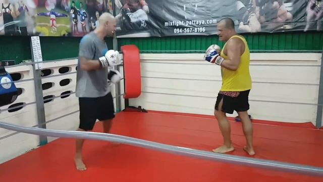 Тренировки в Таиланде. Mixfight Pattaya 0945678106. Бокс кикбоксинг Муай тай.112