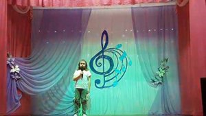 Полина Бочарова, кружок "Домисолька". Песня "Я влюбилась в крокодила"