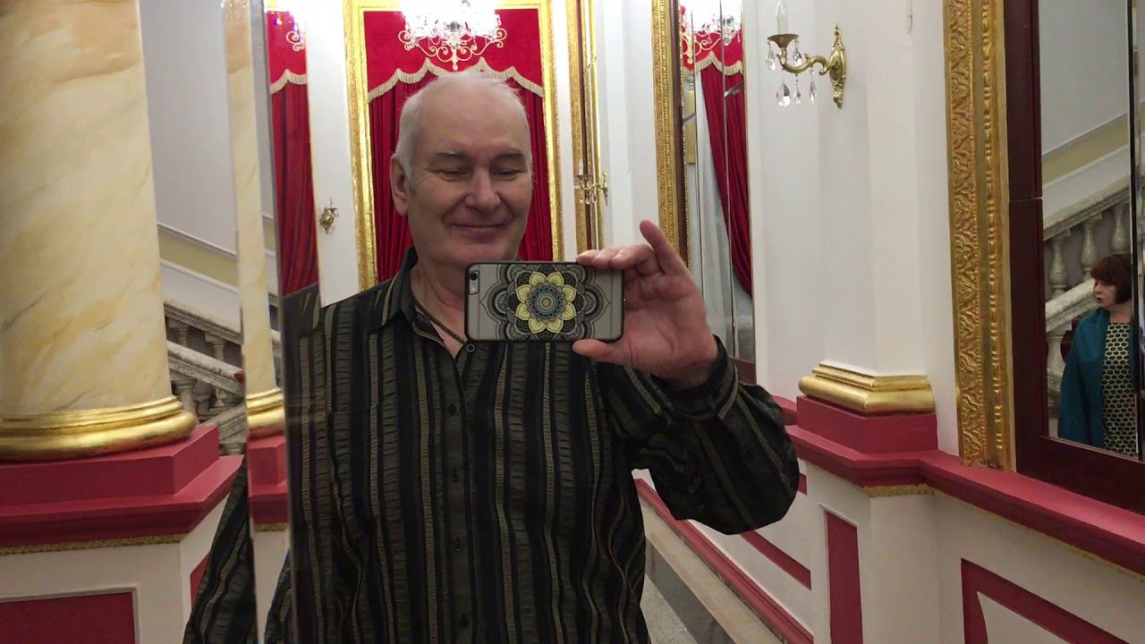 Подарок от детей мне на День  рождения. Прогулка по Краснодару в выходной день. Улица Красная. смотреть онлайн