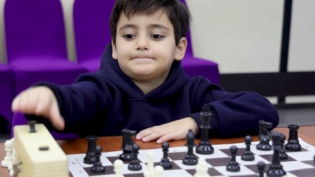 22 октября стартовал осенний этап турнира клуба "Колибри" по шахматам смотреть онлайн