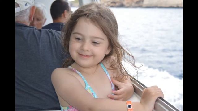 Море Море Отдых в Испании на острове Менорка смотреть онлайн