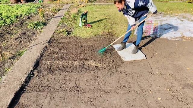 Купила заброшенную дачу54/Преображение заброшенной дачи/Осенняя работа на даче/Закрываю дачный сезо смотреть онлайн