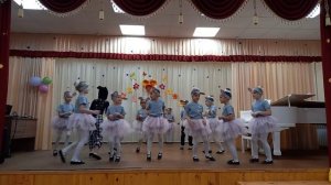 Хореографический ансамбль "Шешминка", группа " Золотые лучики" танец "Маленькие мышки"