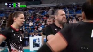 Юлия Герасимова зажигает с судьёй. Заводит публику. Yuliya Gerasymova