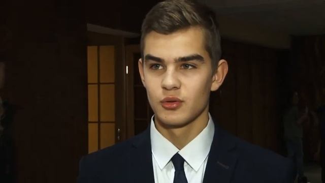 Команди учнівського самоврядування створюють проекти розбудови Полтавщини смотреть онлайн