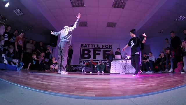 Elvis vs Поинт смотреть онлайн