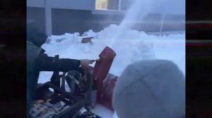 Робот снегоуборщик VENOM SHNEK (испытания)