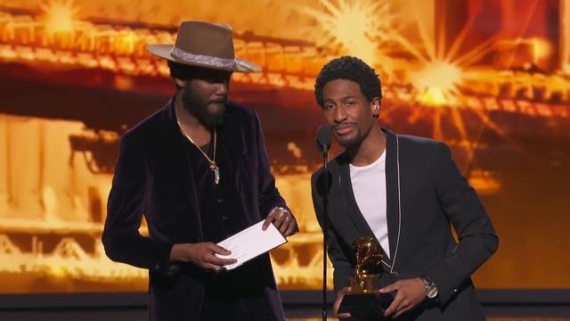 Ed Sheeran Wins Best Pop Solo Performance | 60th GRAMMYs смотреть онлайн