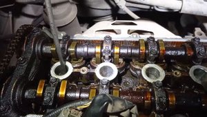 Авто за 40 т.рублей 21074 2005 год. Замена цепи на TOYOTA FUNCARGO.