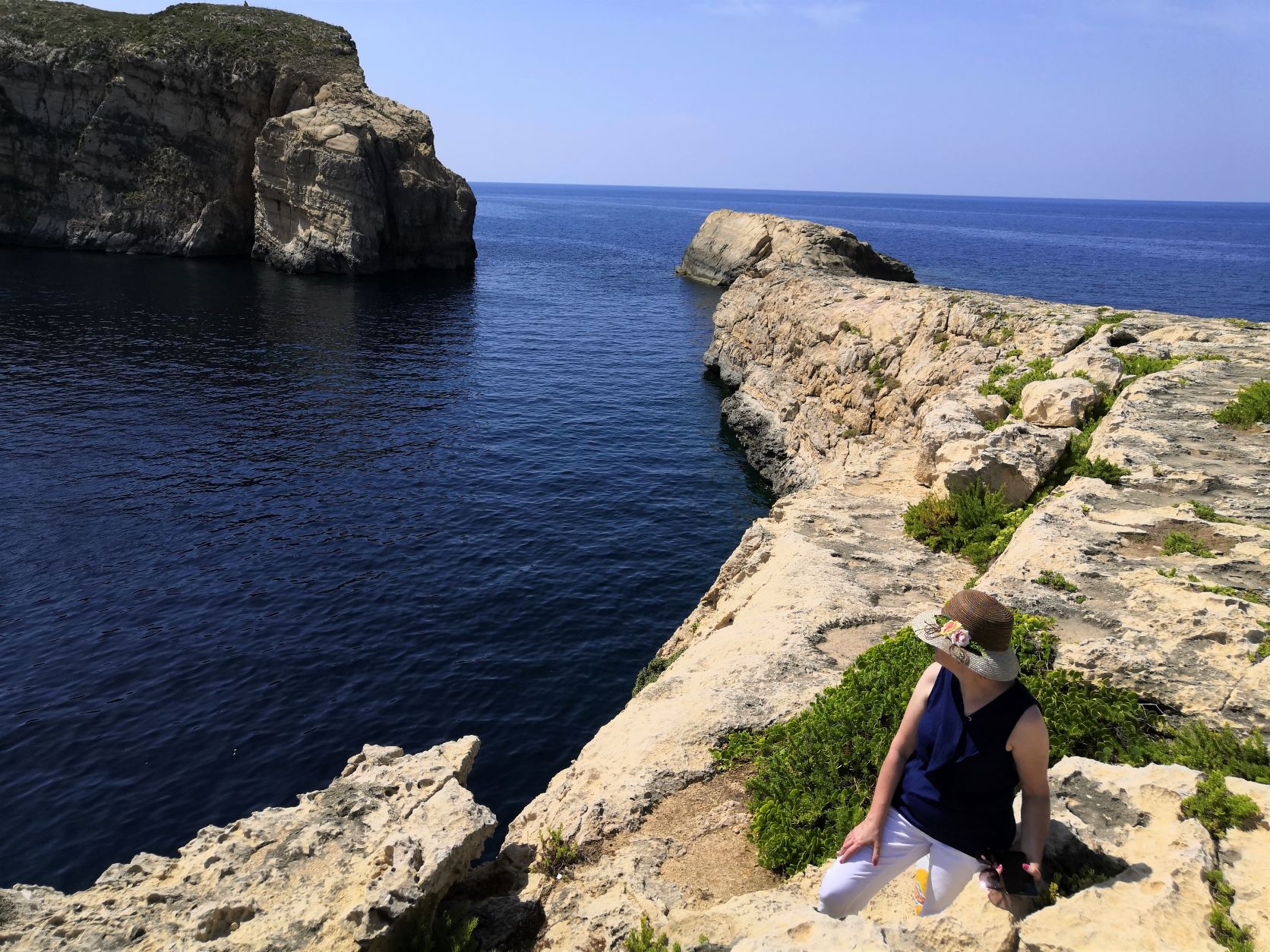 Продолжение прогулки по мысу Дуэйра. Остров Гозо. Мальта. смотреть онлайн